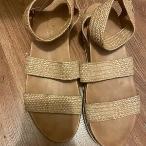Espadrille sandals